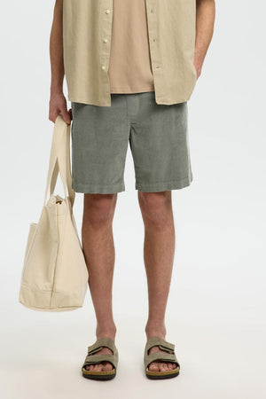 Selected Regular Jace Corduroy Shorts Vetiver